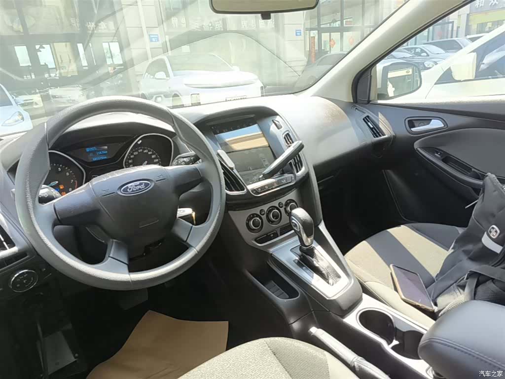 Ford Focus, 2014 13