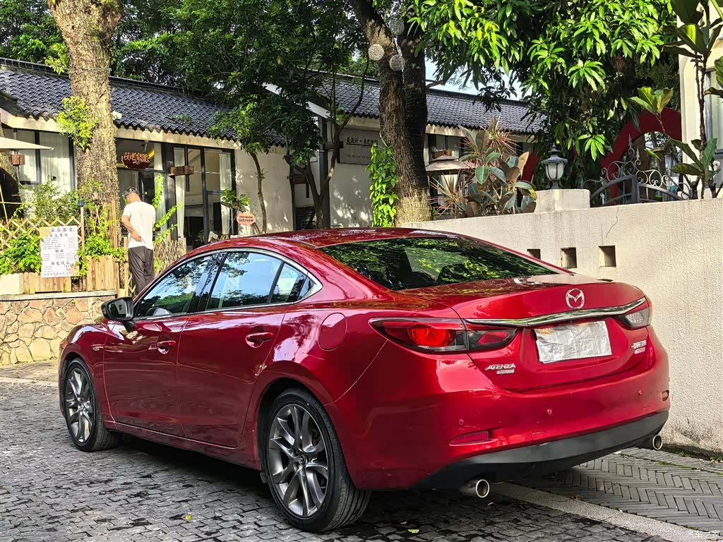 Mazda Atenza, 2017 7