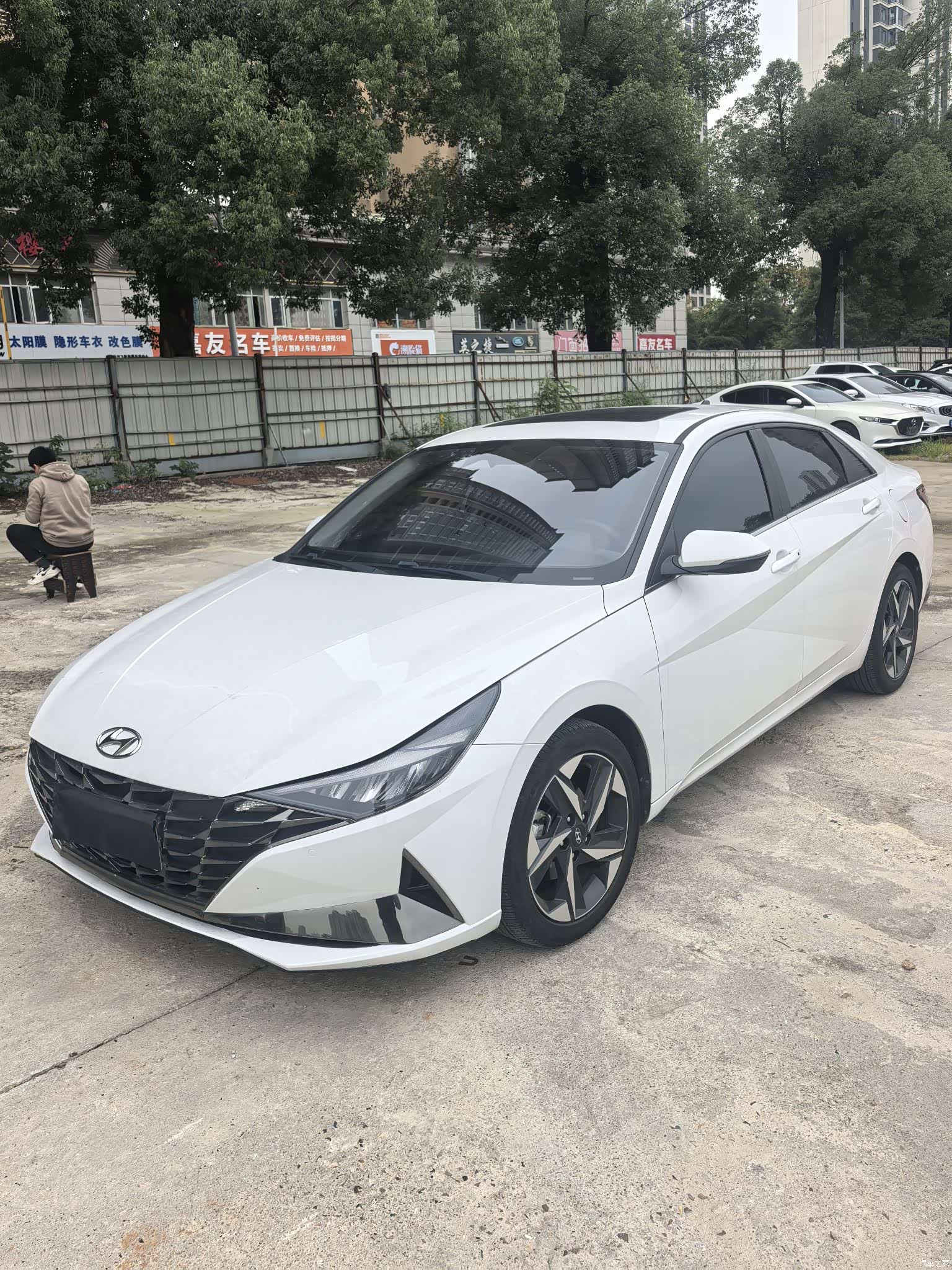 Hyundai Elantra