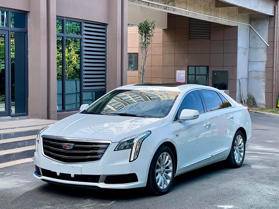Cadillac XTS
