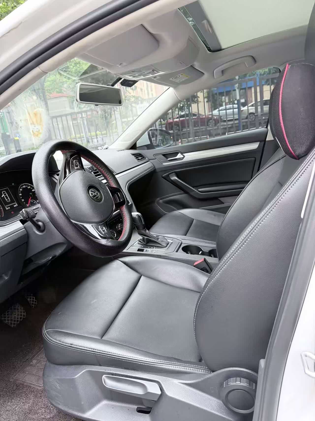 Volkswagen Lamando, 2020 4