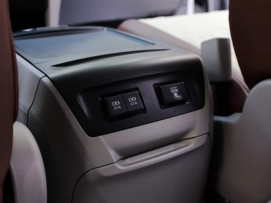 Toyota SIENNA 2017, фото 32