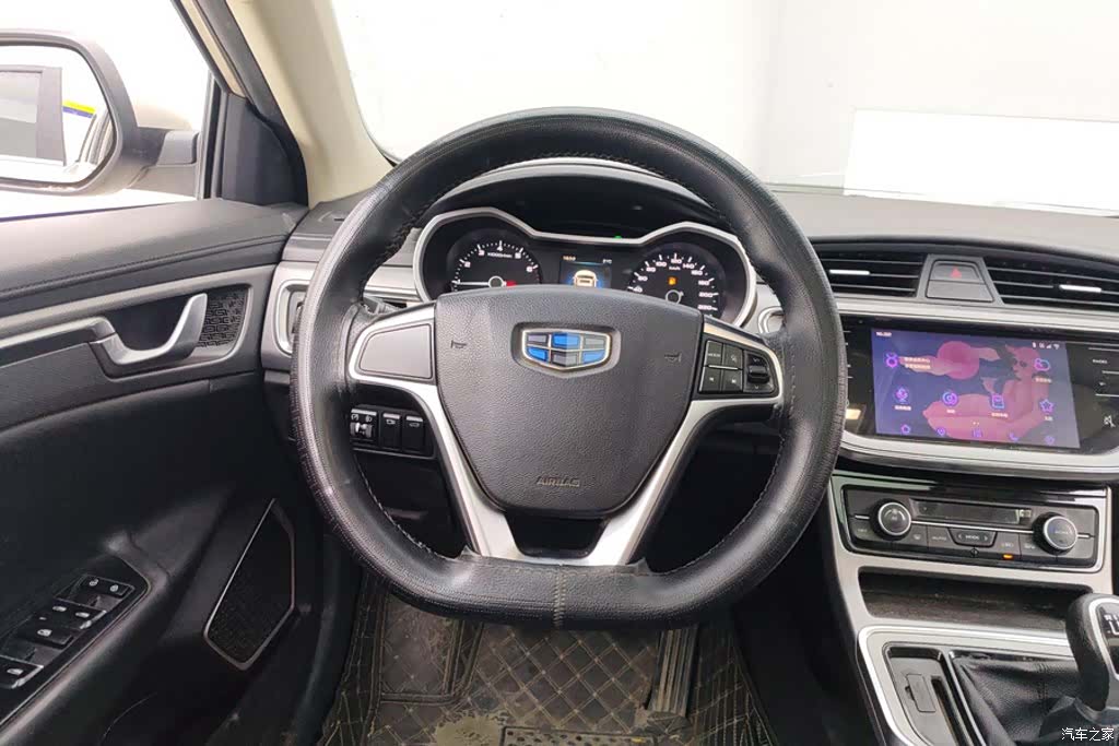 Geely Emgrand, 2018 15
