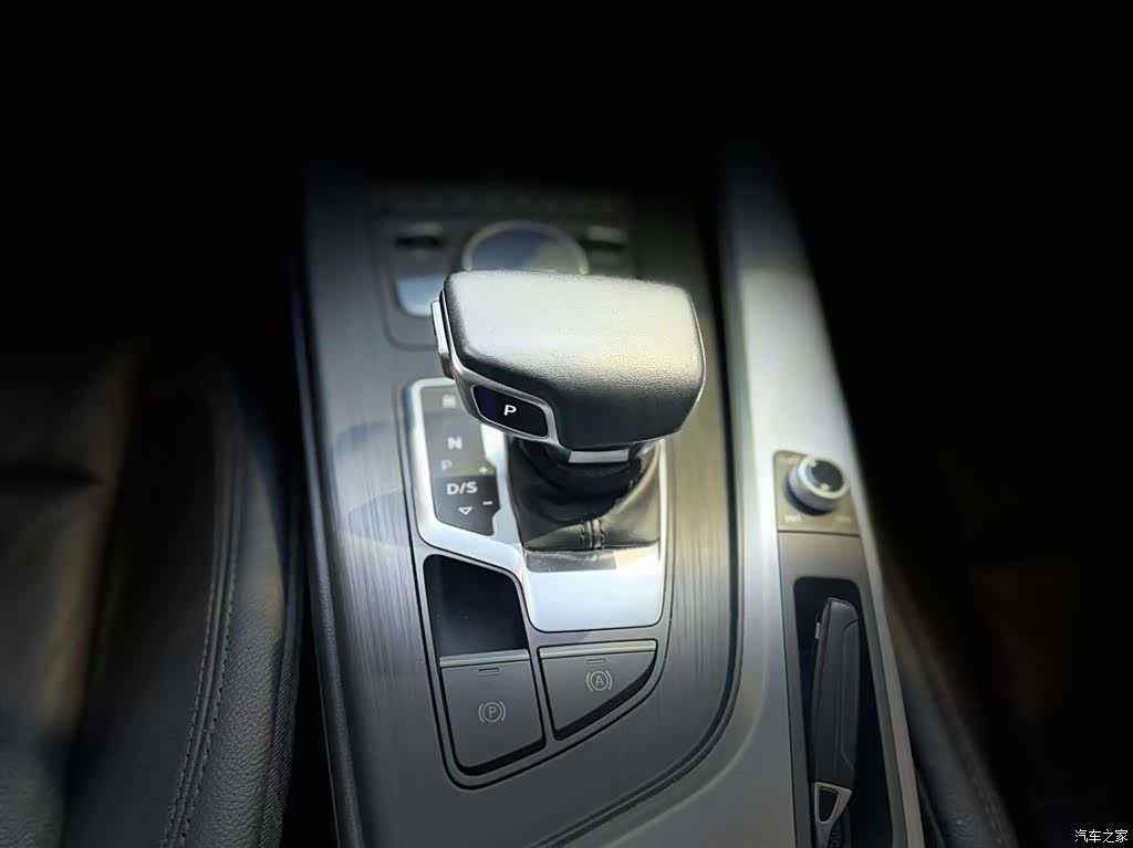 Audi A4L, 2020 17