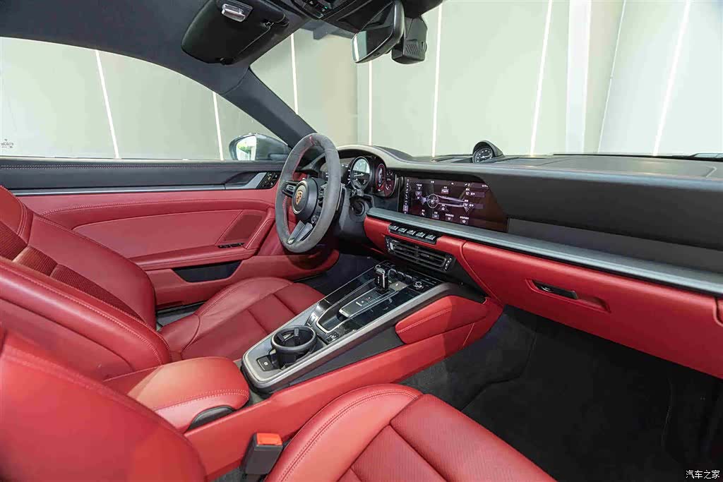 Porsche 911, 2021 17