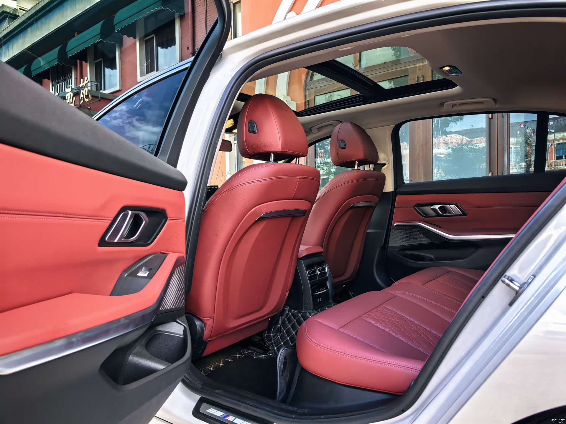 BMW 3 Series, 2023 11