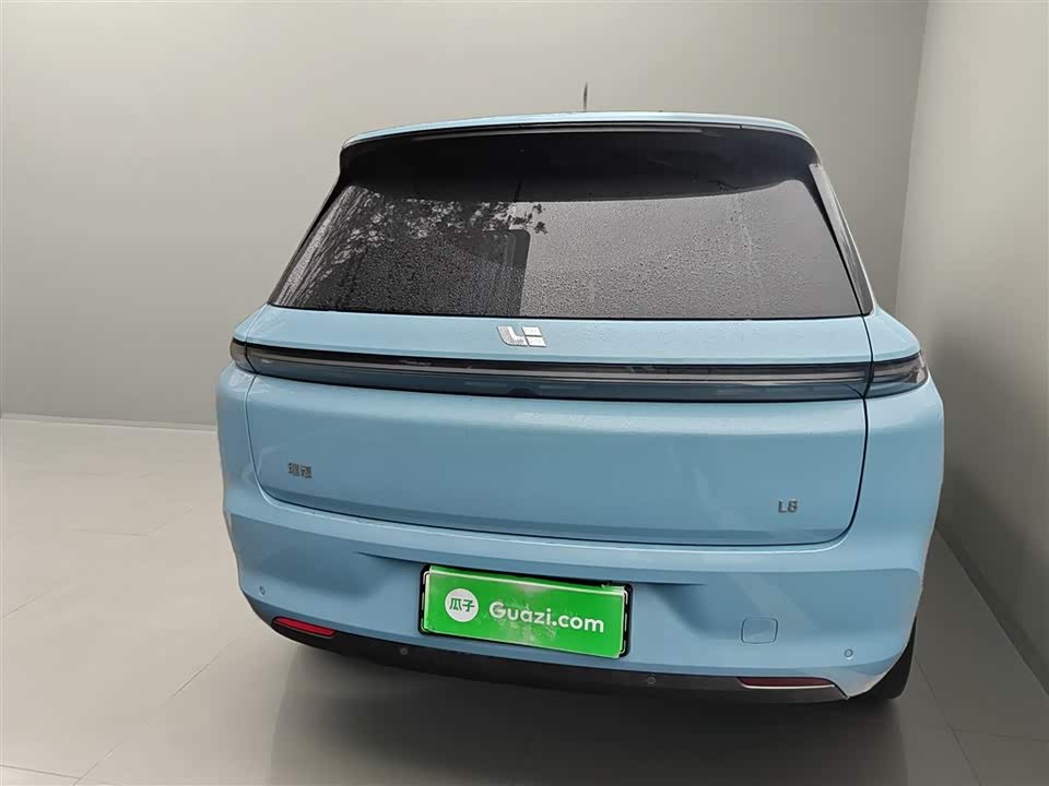 Li Auto Ideal L8