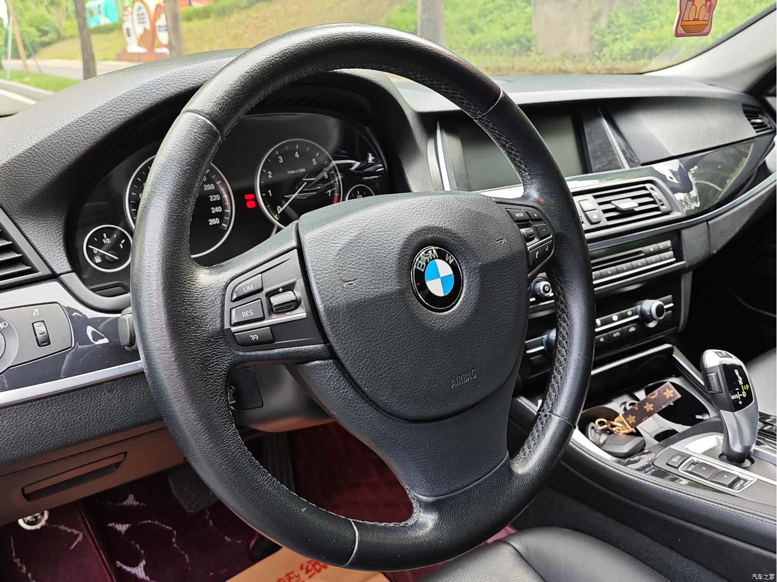 BMW 5 Series, 2014 8
