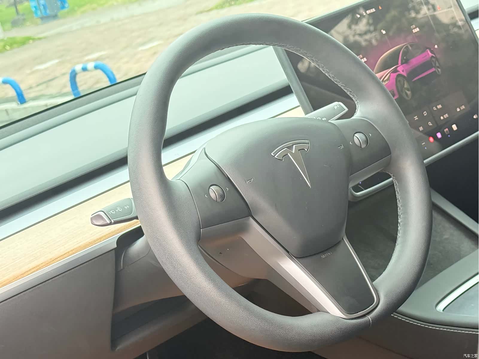 Tesla Model 3, 2023 19