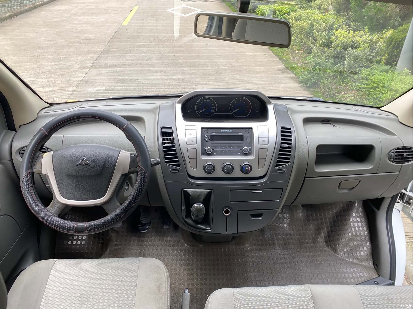 Maxus V80, 2013 8