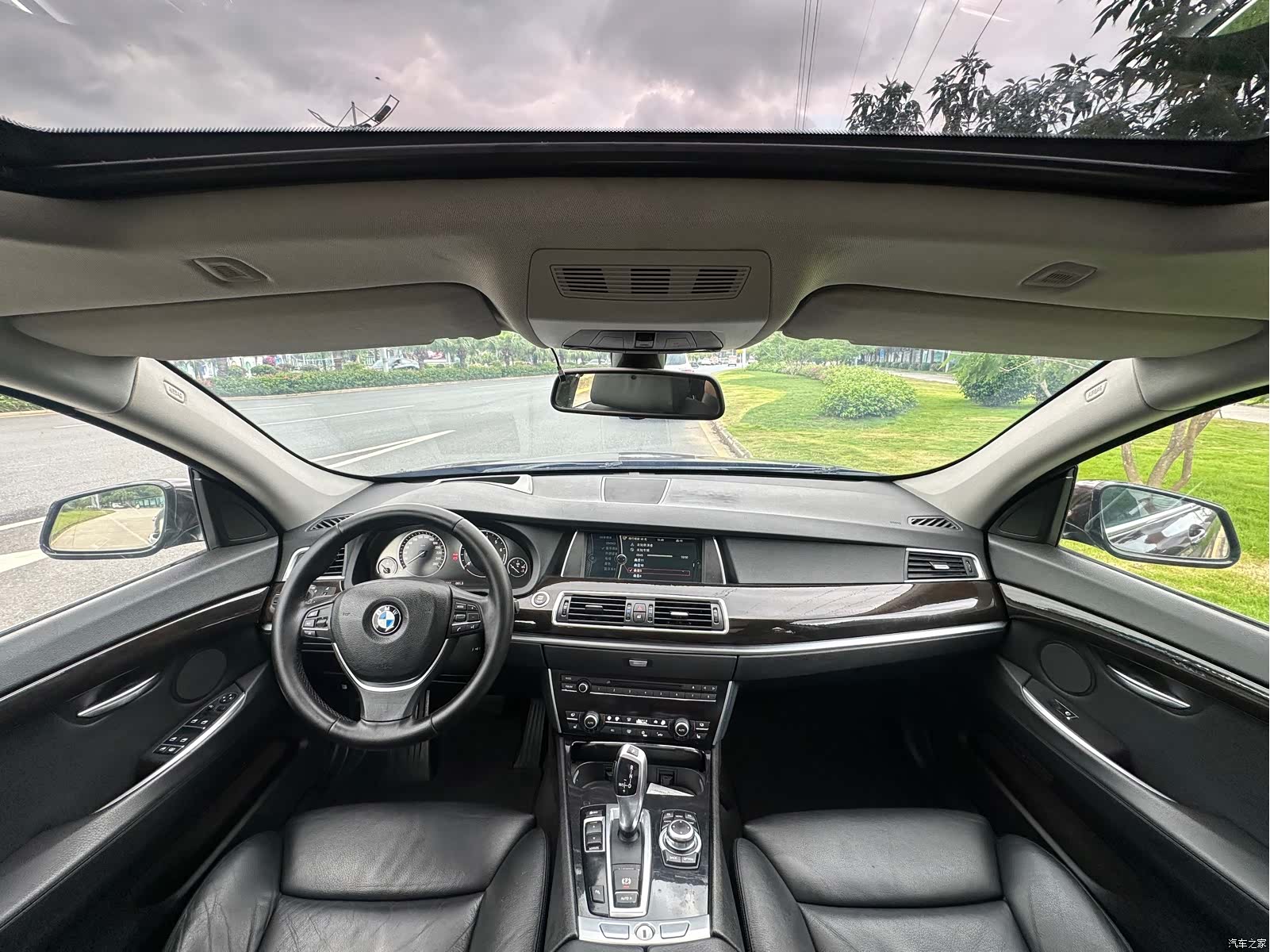 BMW 5 Series, 2011 все фото