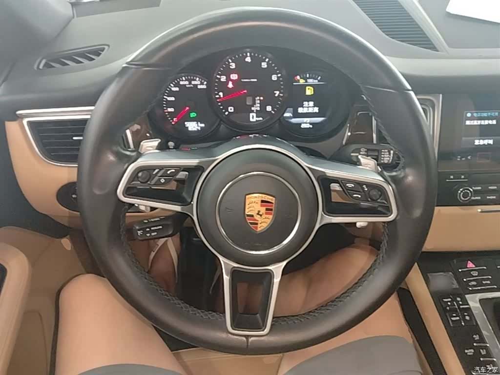 Porsche Macan, 2018 11