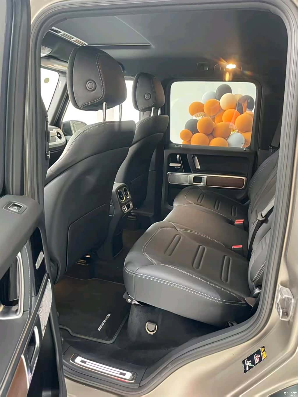 Mercedes-Benz G-Class, 2023 все фото