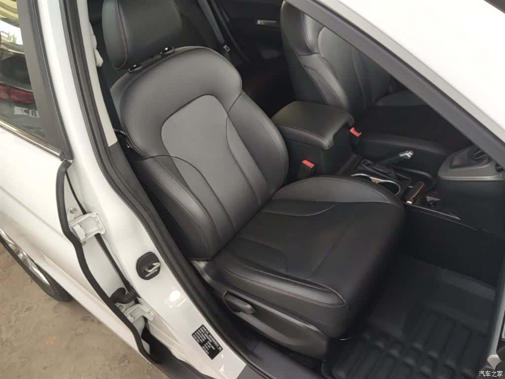 Haval M6, 2020 25
