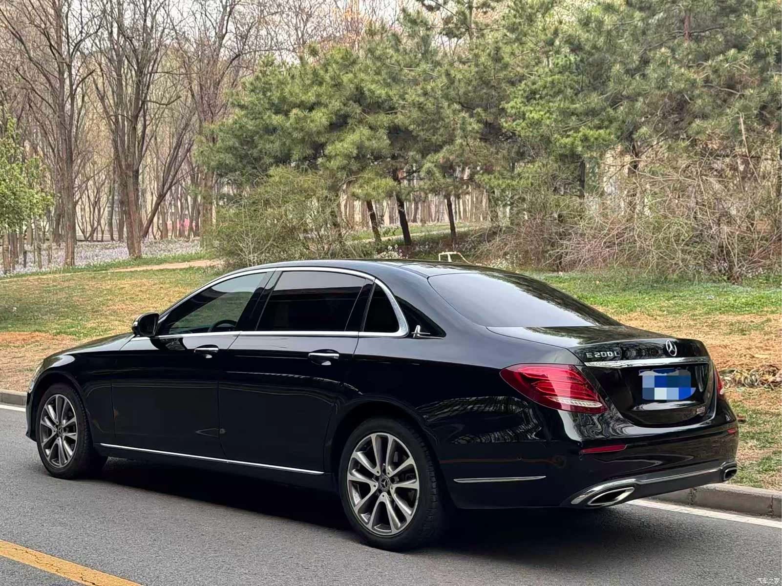 Mercedes-Benz E-Class, 2019 4