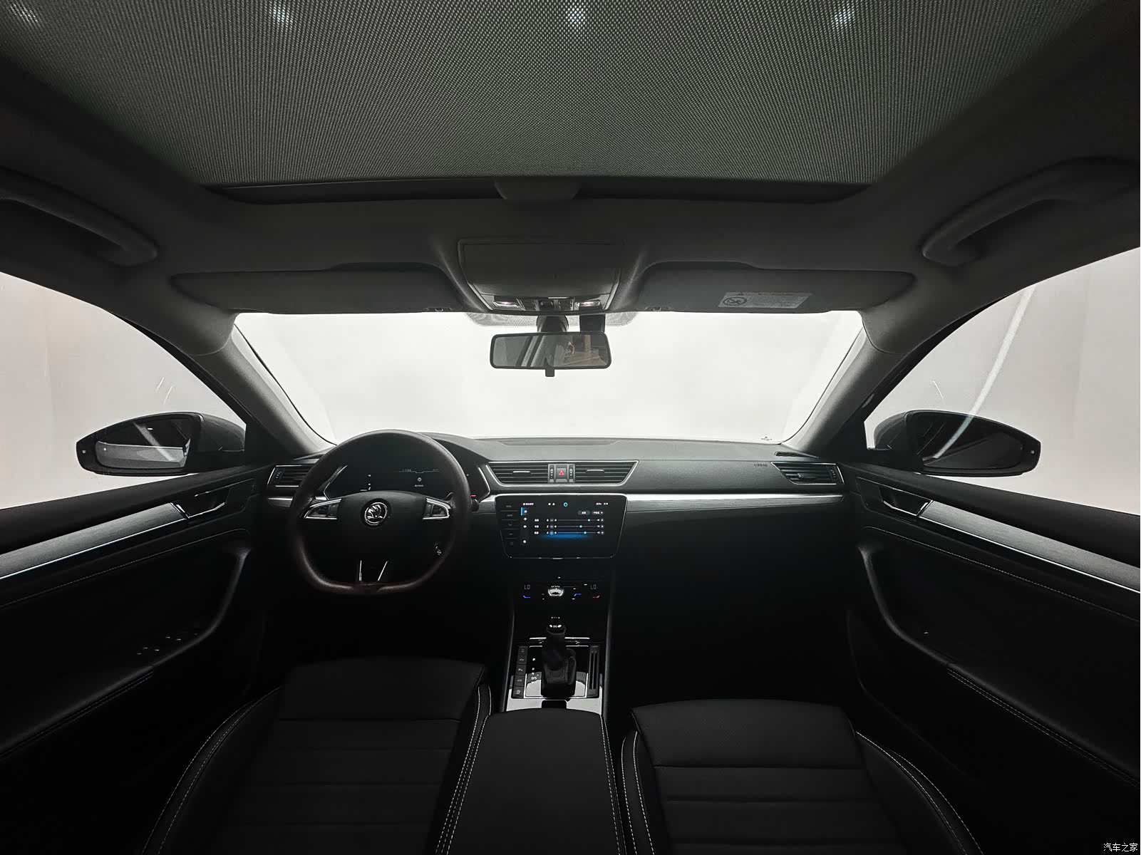 Skoda Superb, 2024 19