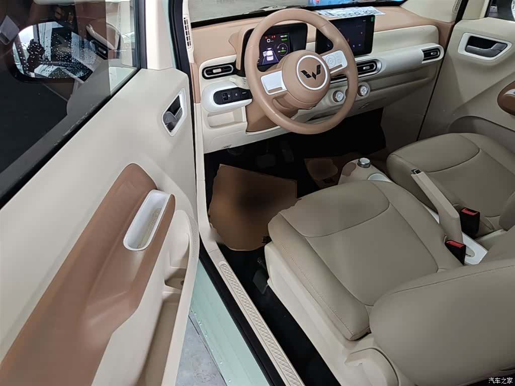 Wuling MINIEV, 2024 16