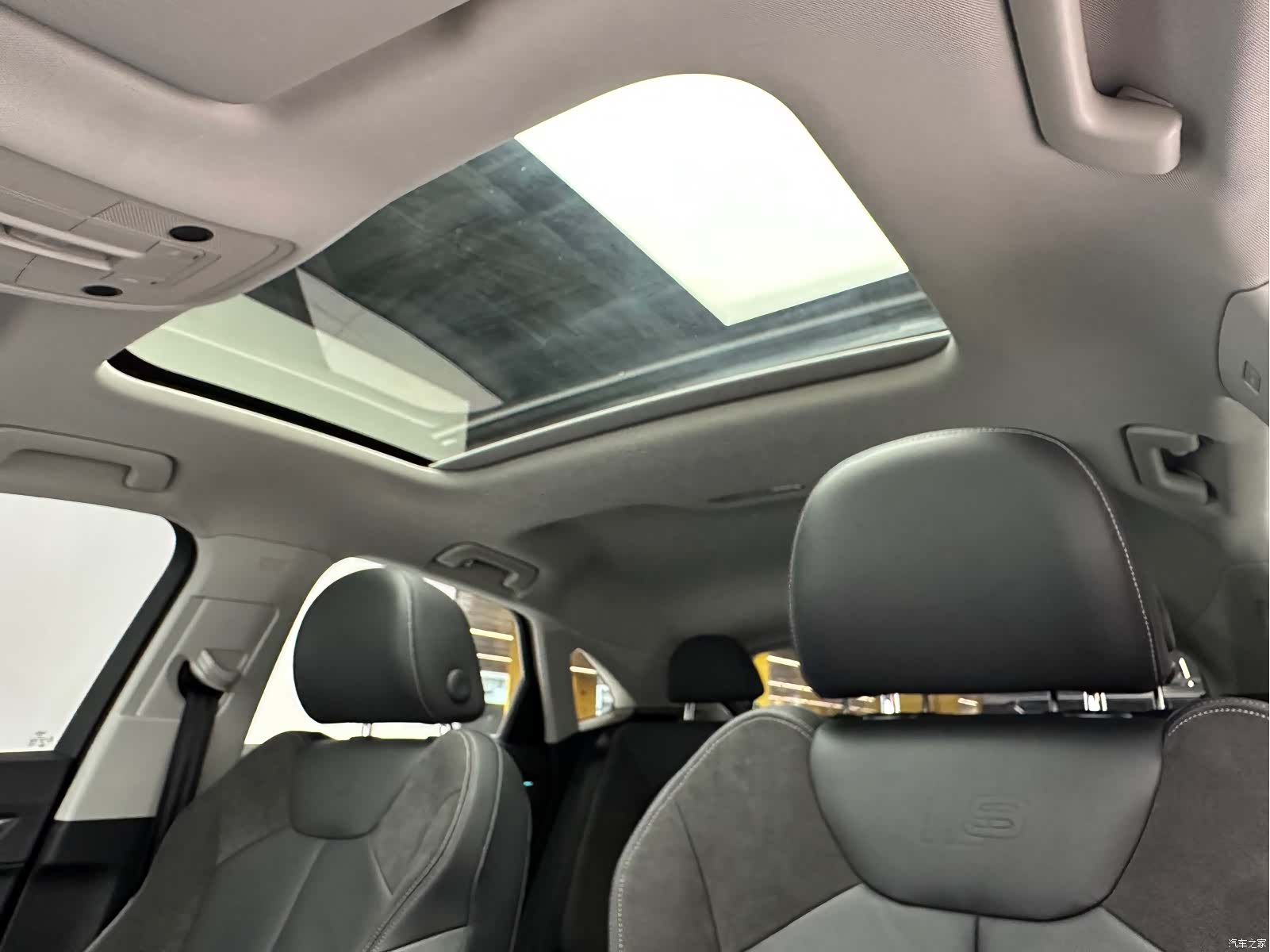 Audi Q3, 2021 21