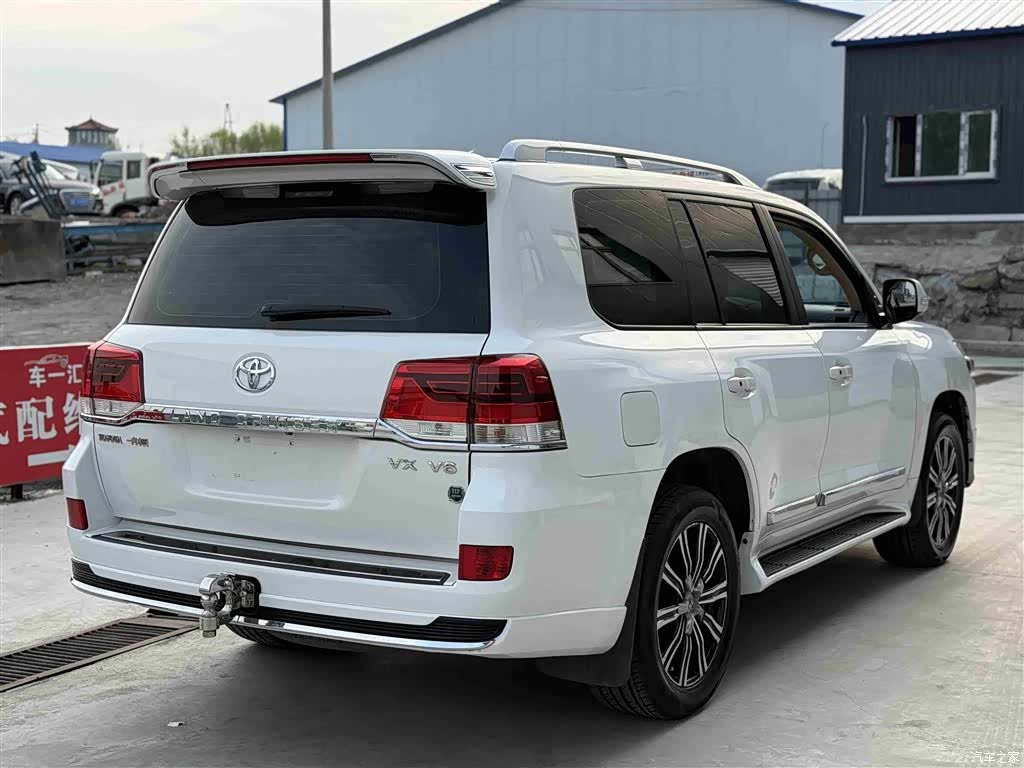 Toyota Land Cruiser, 2014 8