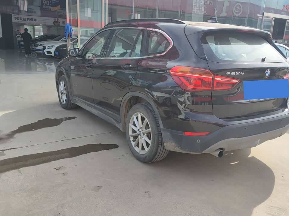 BMW X1