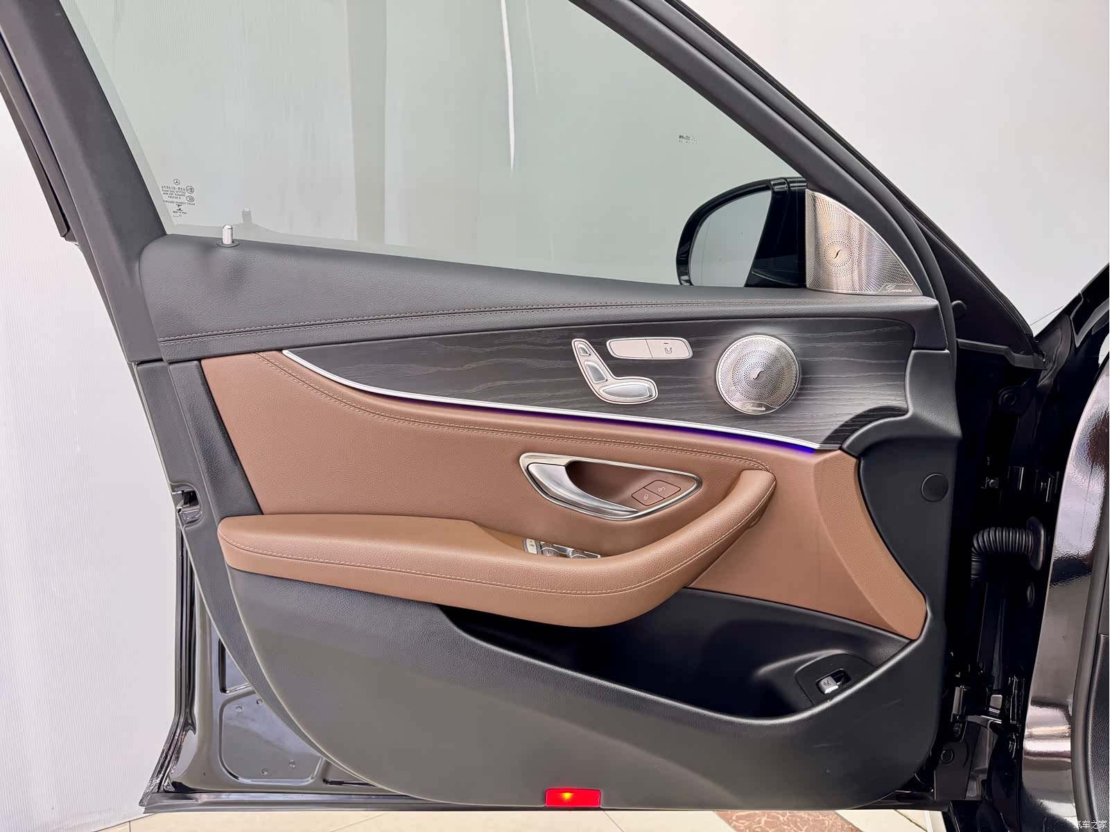 Mercedes-Benz E-Class, 2022 7