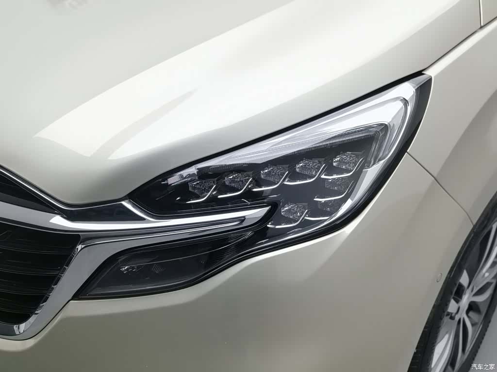 Buick GL8, 2022 7