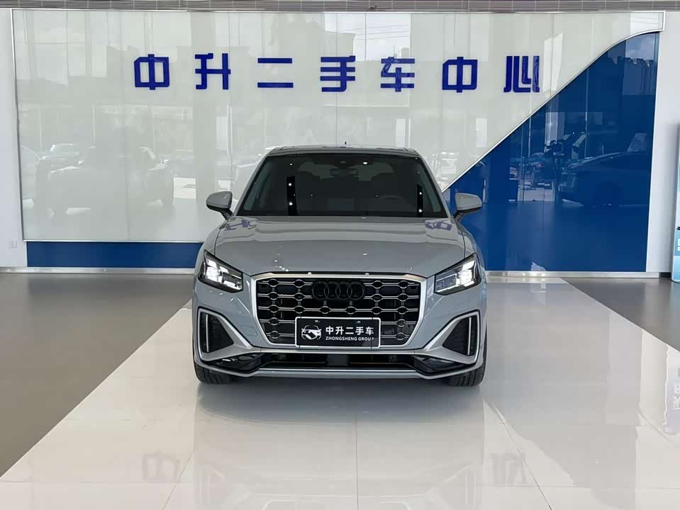 Audi Q2L