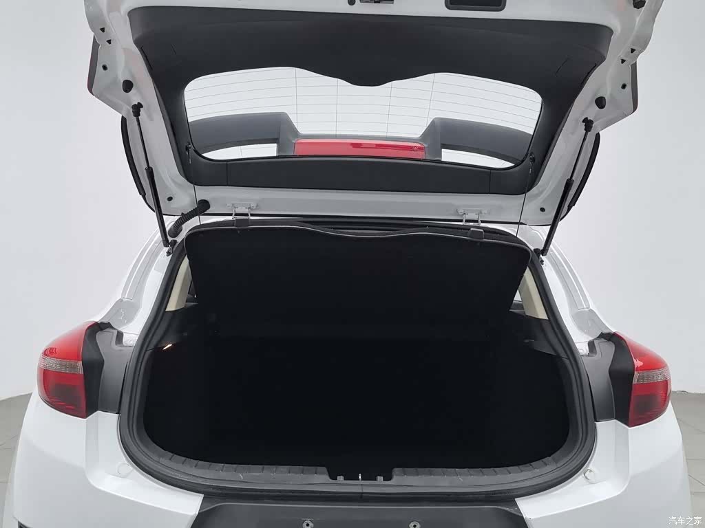 Geely Emgrand, 2019 16