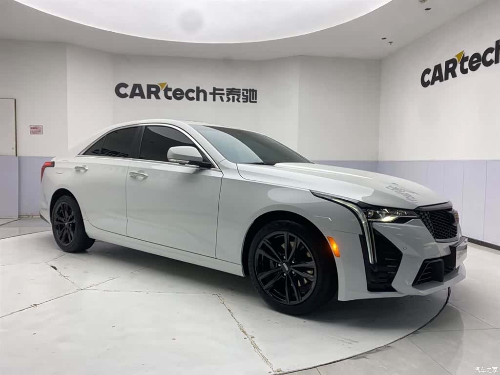 Cadillac CT4, 2023 2