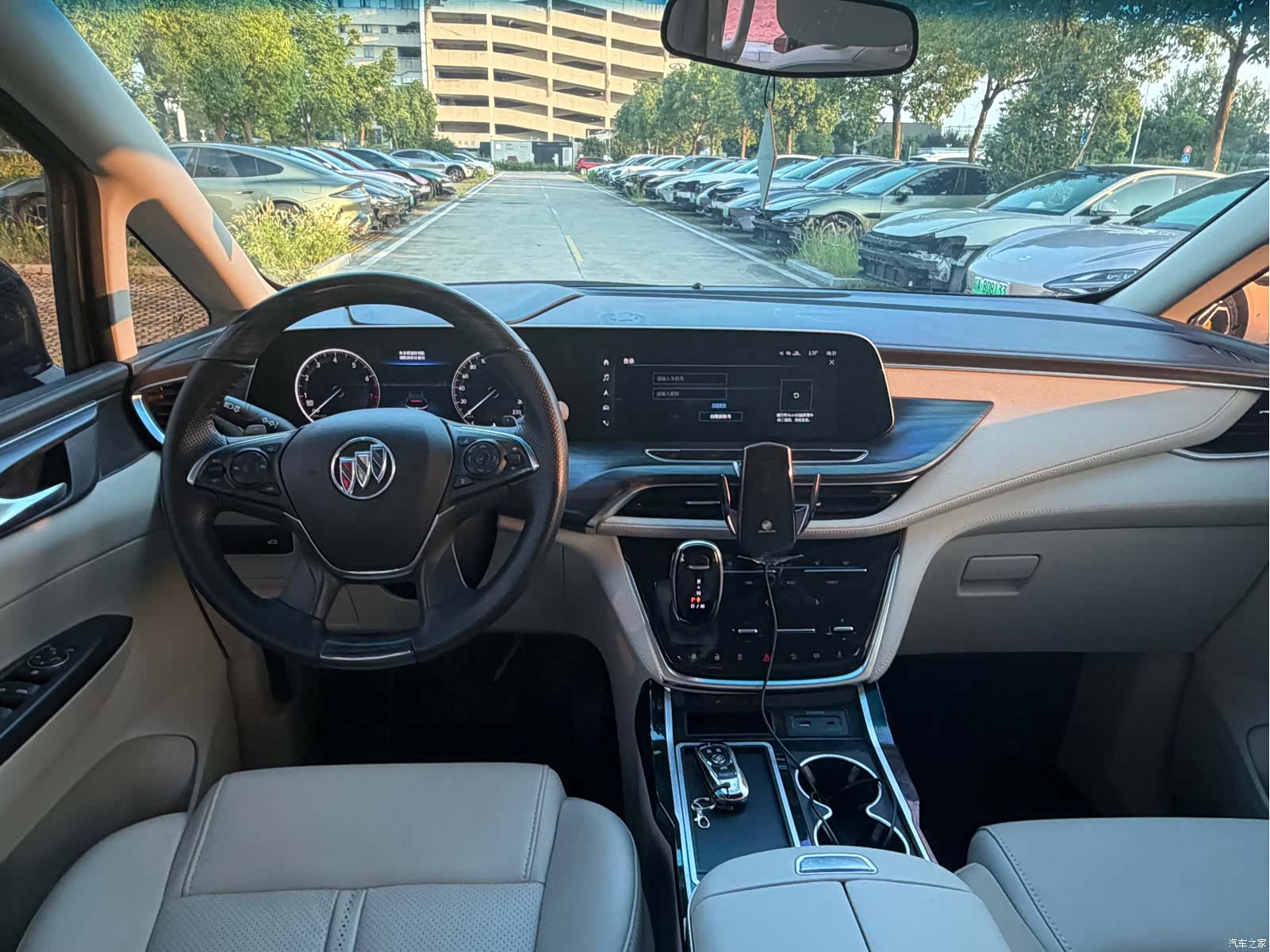 Buick GL8, 2023 13