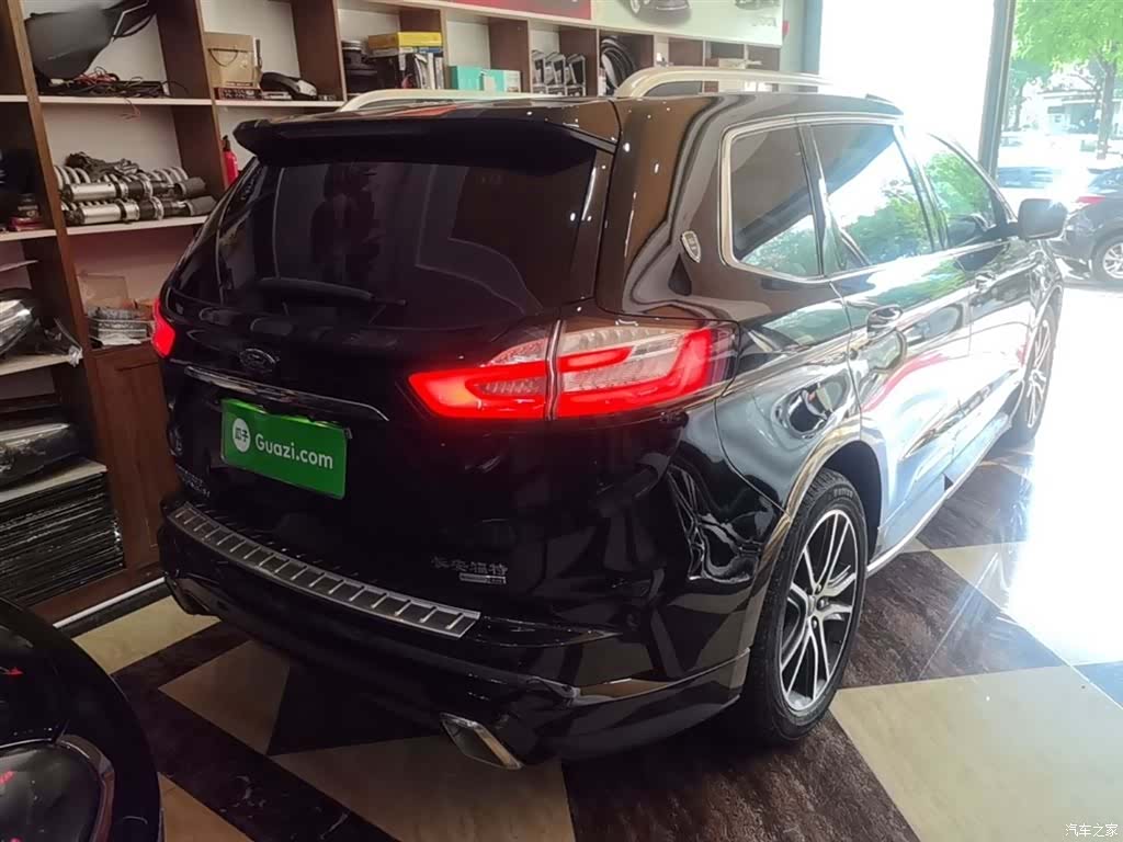 Ford Edge, 2020 7