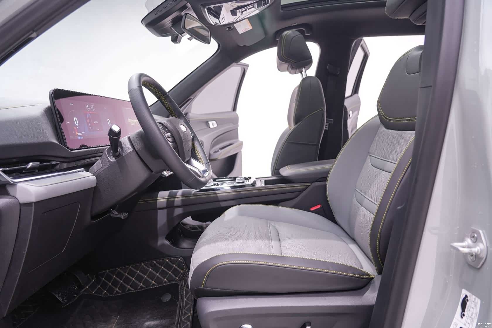 Ford Equator Sport, 2024 24