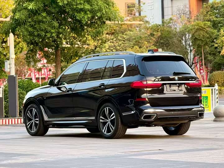 BMW X7 2019 xDrive40i Leading hao hua tao zhuang
