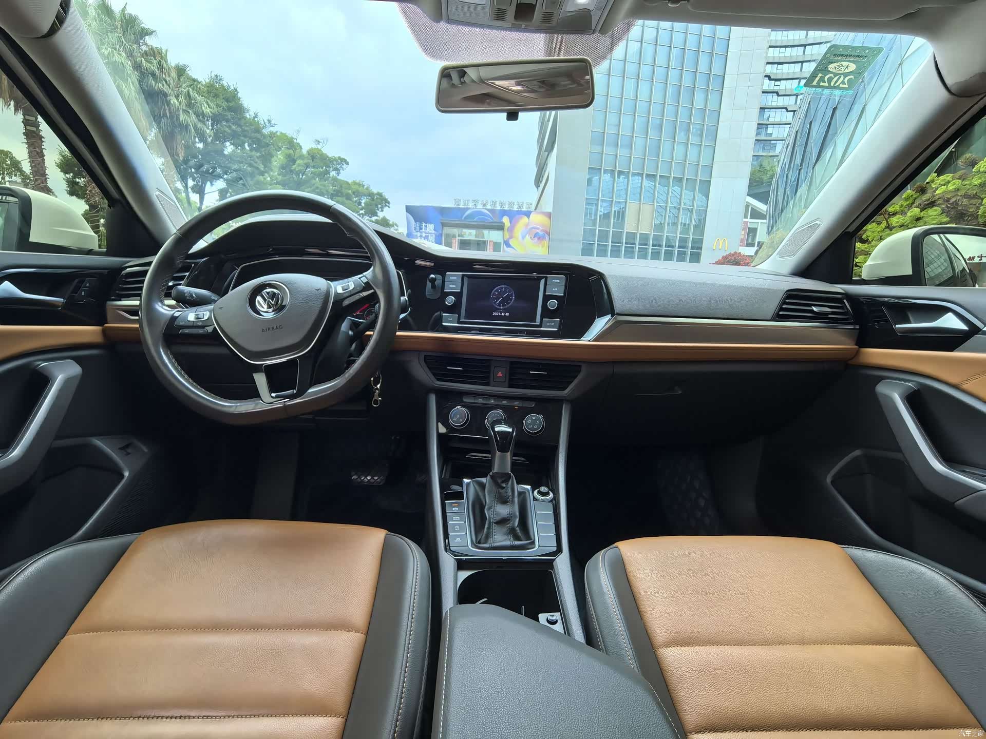 Volkswagen Sagitar, 2019 все фото