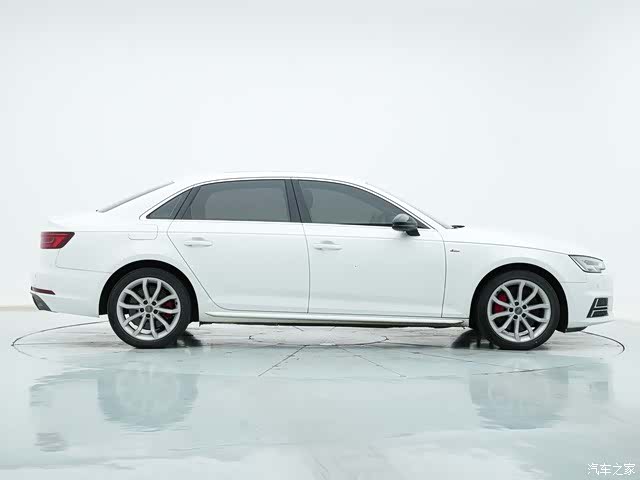 Audi A4L, 2018 8