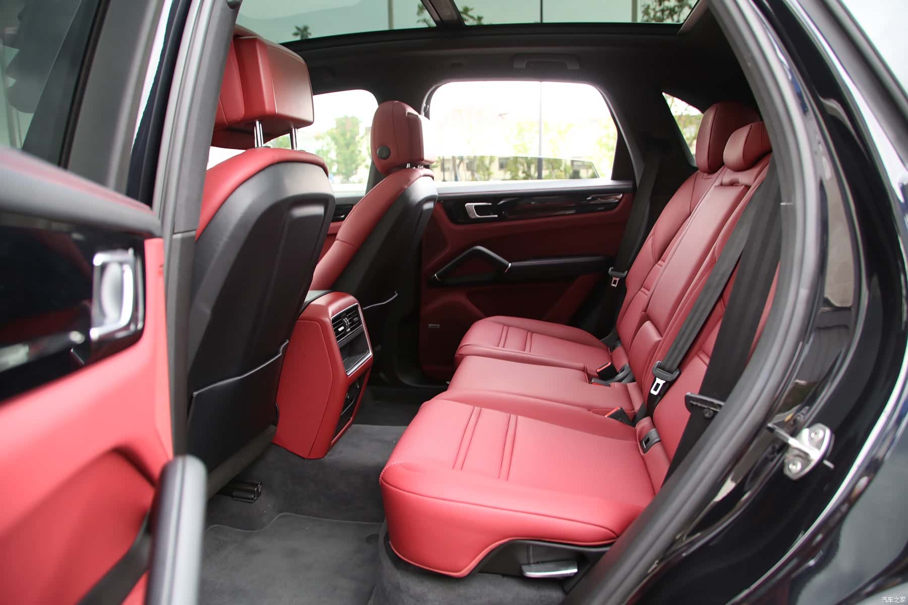 Porsche Cayenne, 2019 15