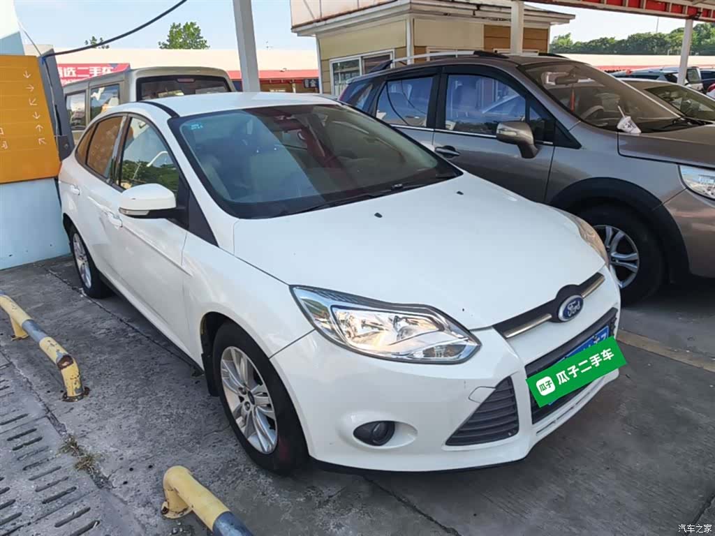 Ford Focus, 2015 4