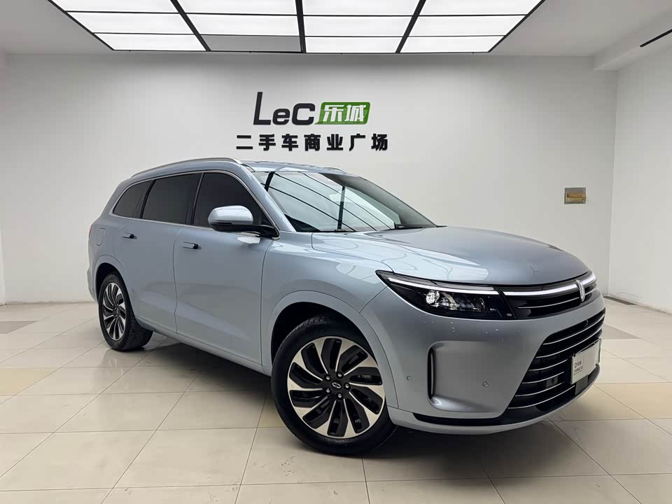 AITO Ask the world M7