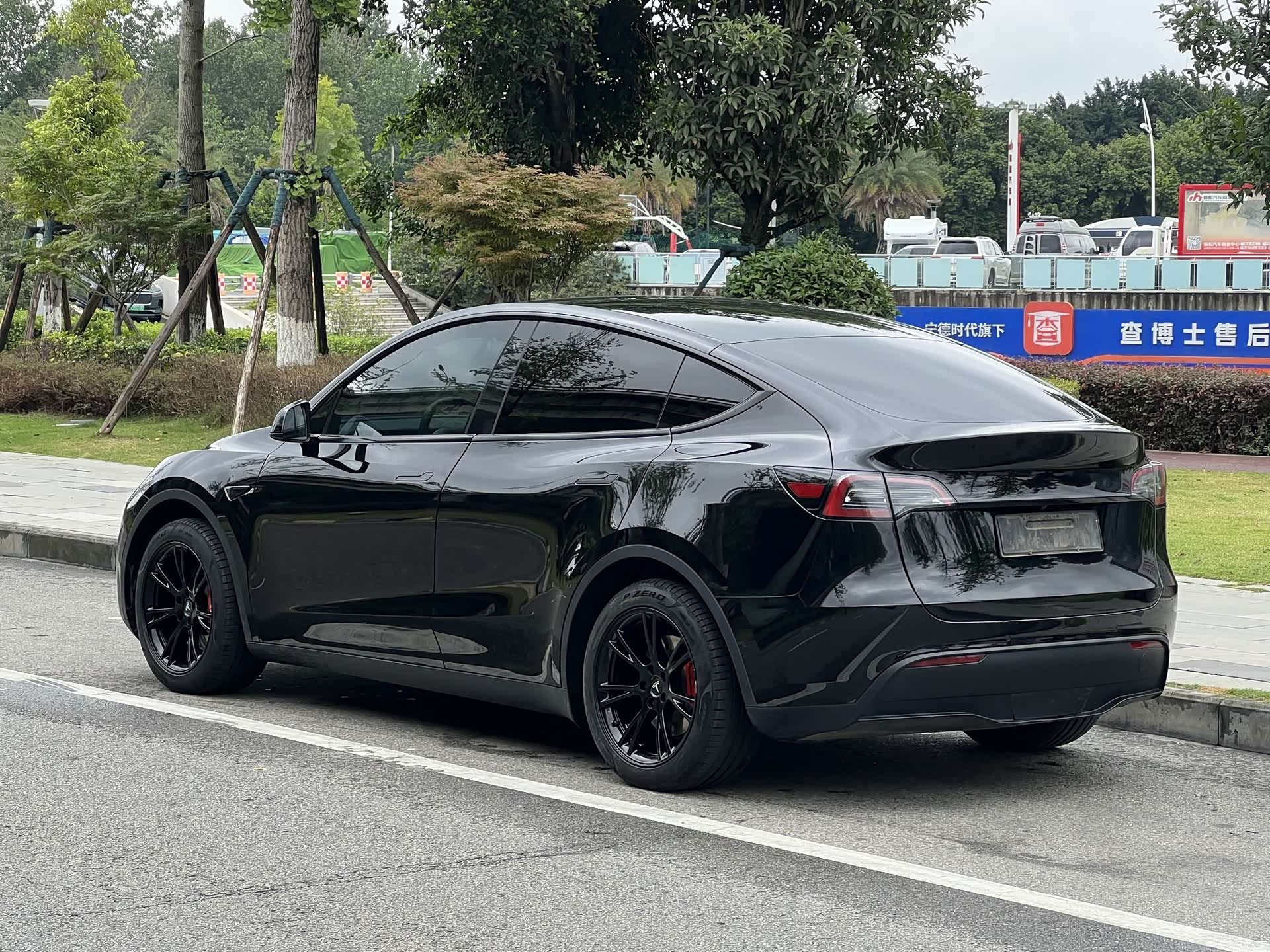 Tesla Model Y, 2023 10