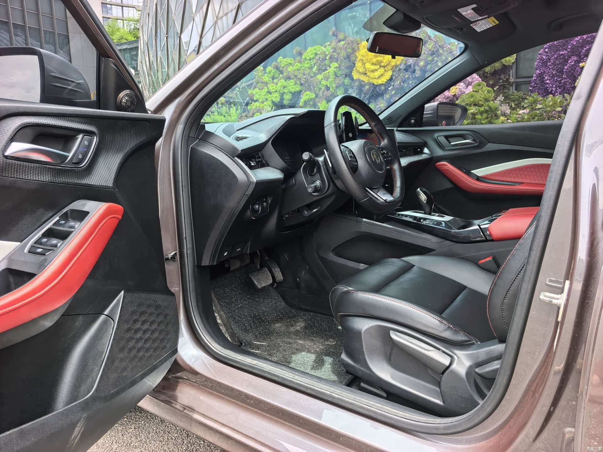 MG MG5, 2023 4