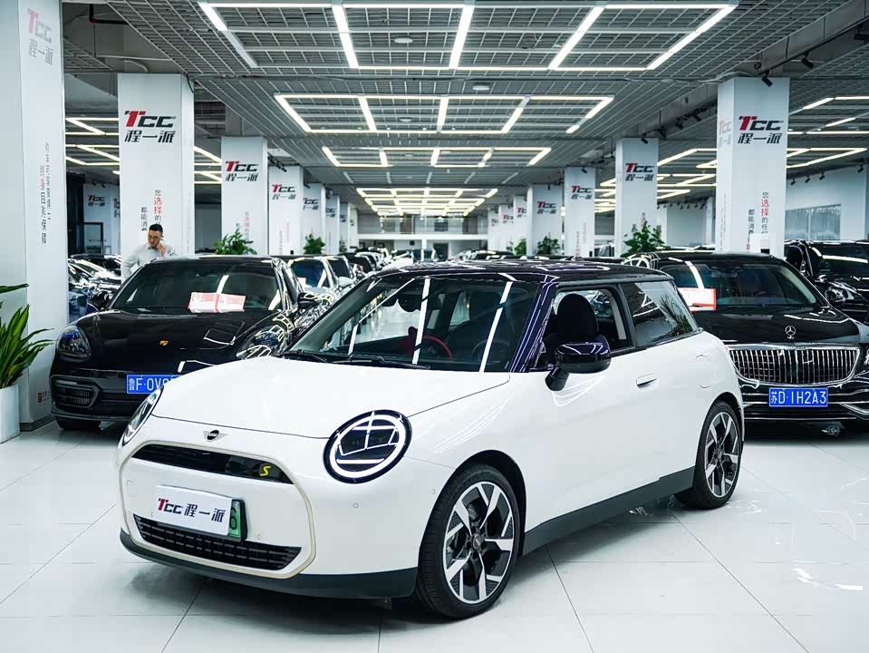 MINI Electric COOPER