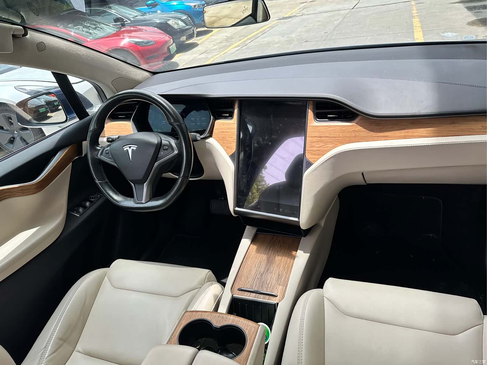 Tesla Model X, 2019 16