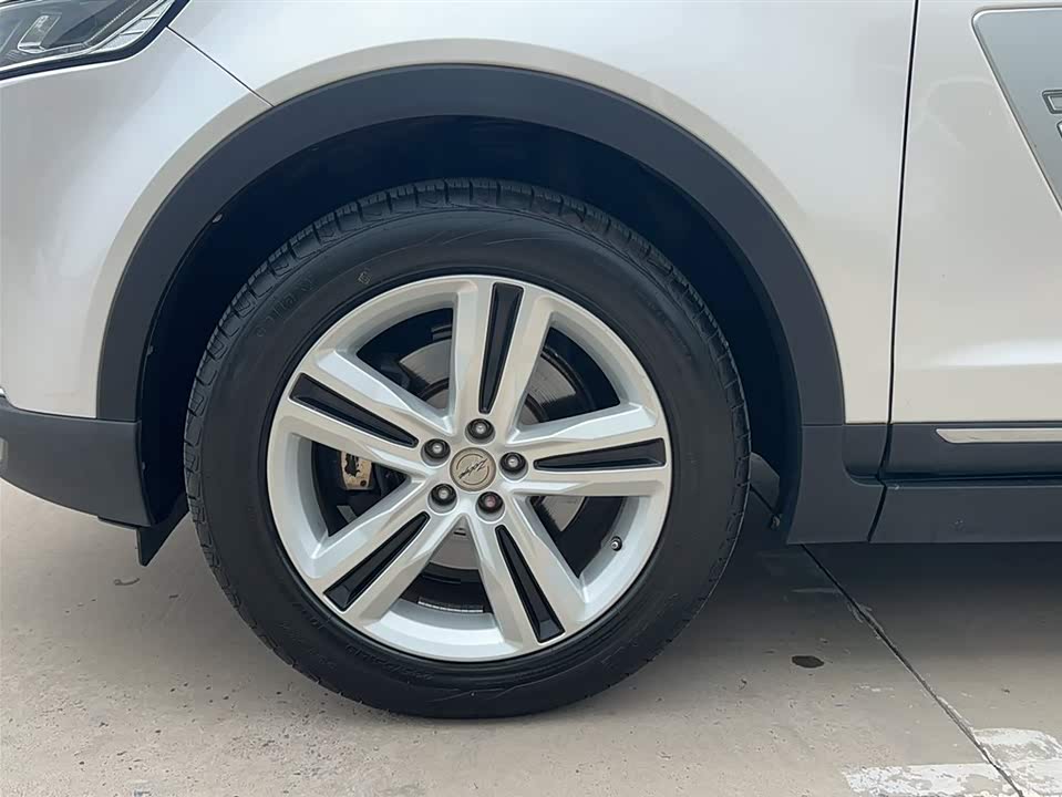 Zotye T700