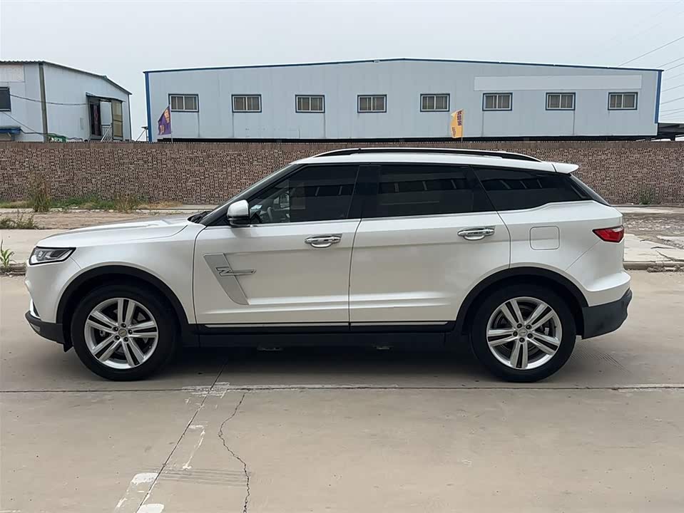 Zotye T700