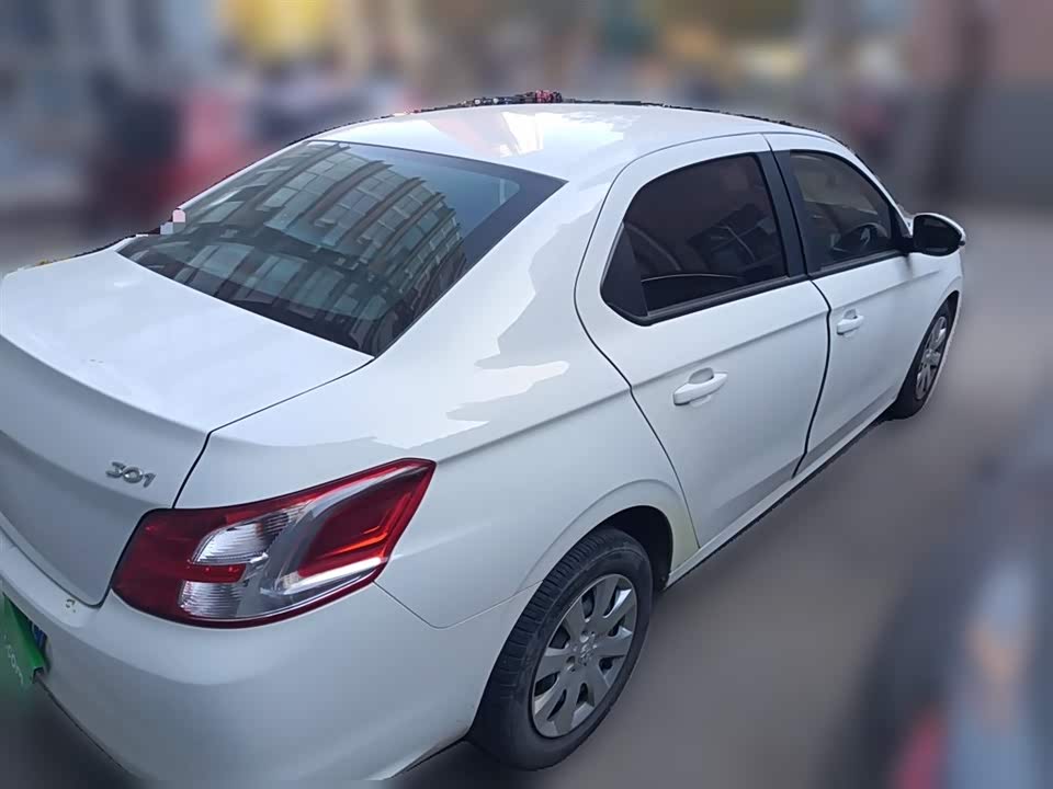 Peugeot 301