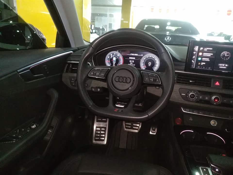 Audi A4L