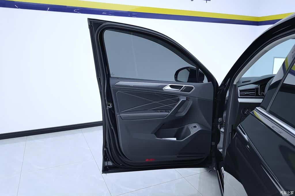 Volkswagen Tiguan L, 2024 7