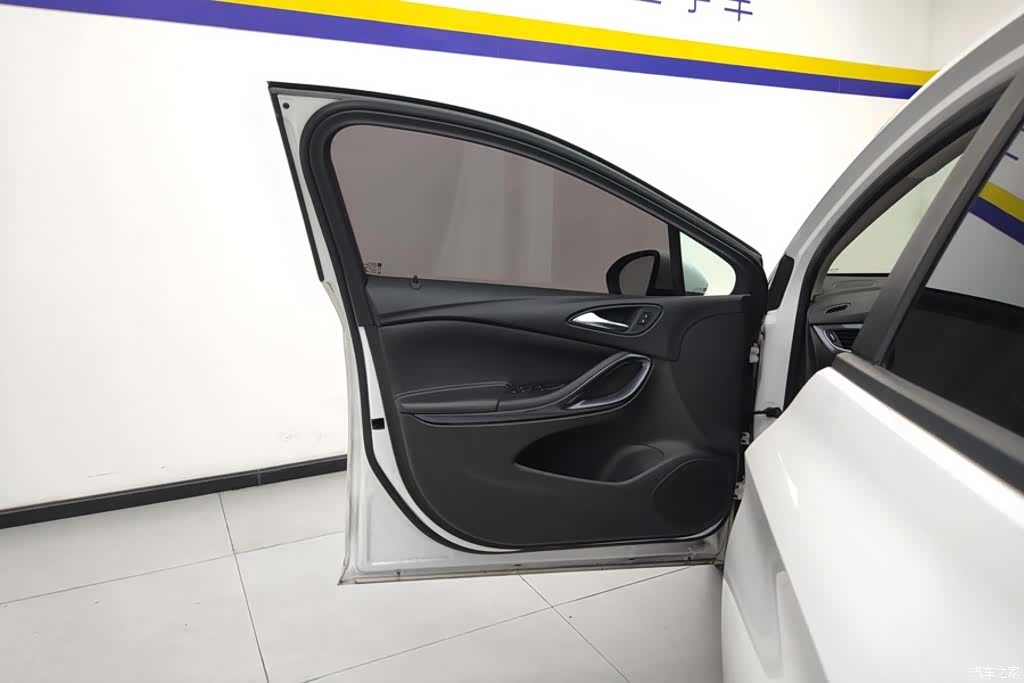 Buick Verano, 2018 7