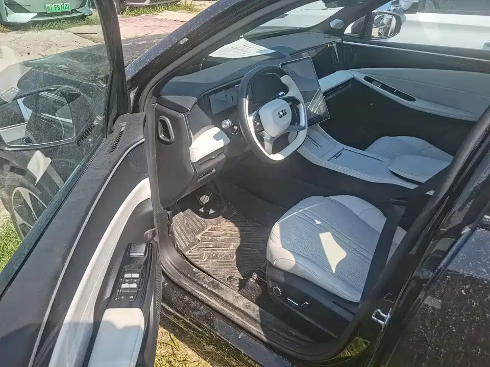 Geely Galaxy Galaxy L7