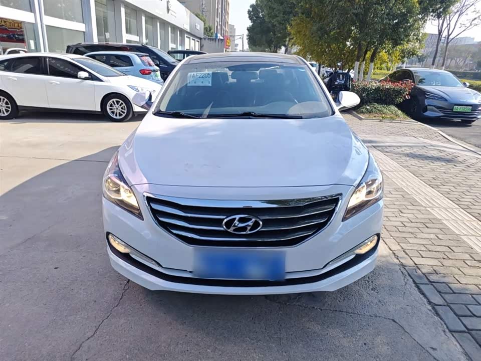 Hyundai Name picture
